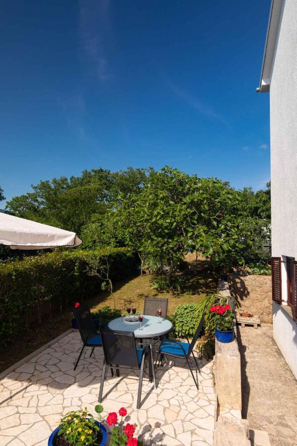 Apartments In Njivice/Insel Krk 34038 Kültér fotó